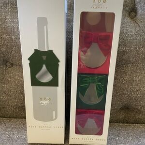 cbe Wine Bottle Boxes w Bows- Red & Green for Gift Giving Lot of 2 w 3 boxes ea